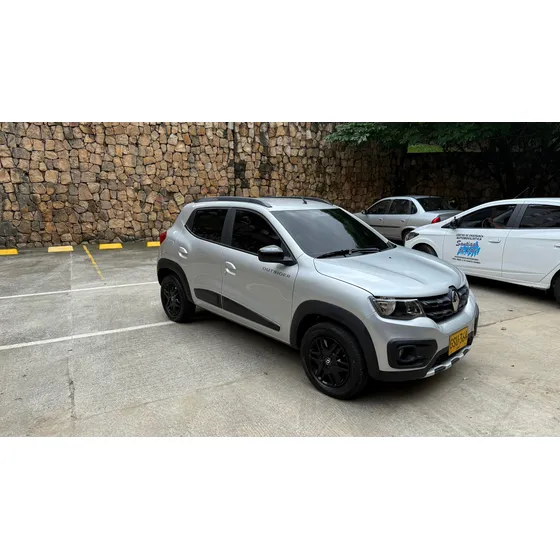 Renault Kwid 1.0 Outsider