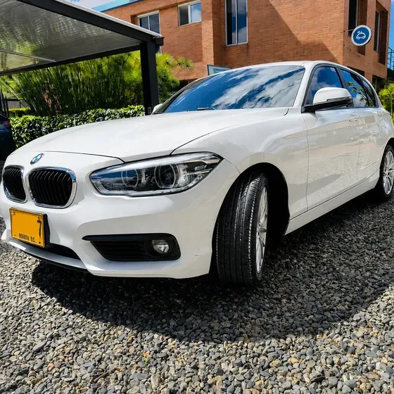 BMW Serie 1 2019 2.0 120i F20 Lci Comfort