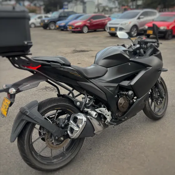 Vendo Moto Gixxer Sf 250 Unico Dueño