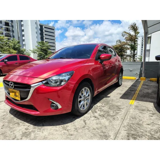 Mazda 2 Touring Automatico
