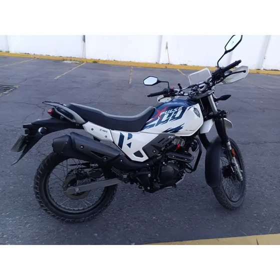 Hero Xpulse 200 Fuel Inyección 2v, Color Blanco.