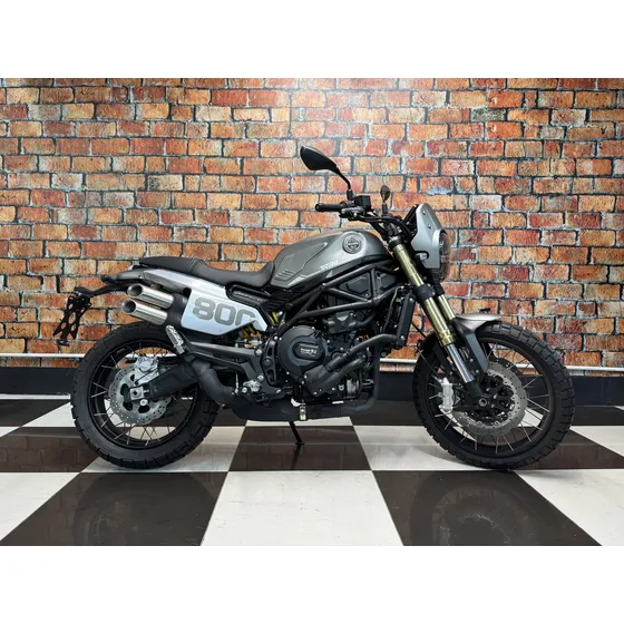 Benelli Leoncino 800 Trail