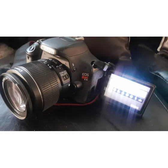 Canon Eos Rebel T3i Lente 18-55