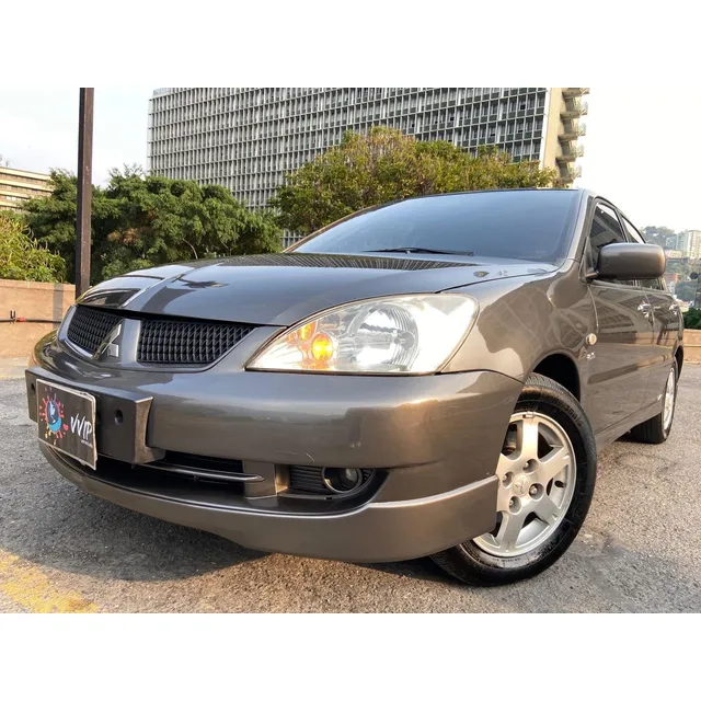 Mitsubishi Lancer Touring 2.0