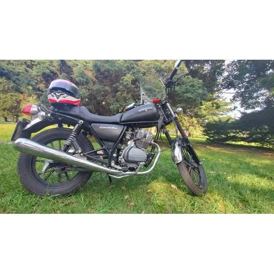 Motocicleta Zanella Patagonian Eagle 150 Modelo 2022.