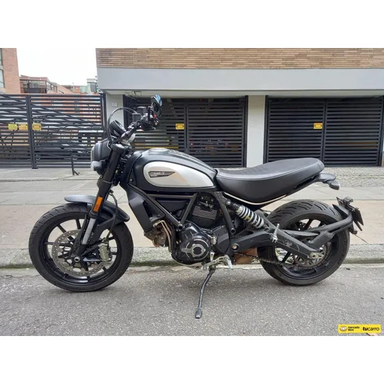 Ducati Scrambler 800 2021