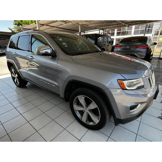 Jeep Grand Cherokee 3.7 Limited Lujo 3.6 4x2 At