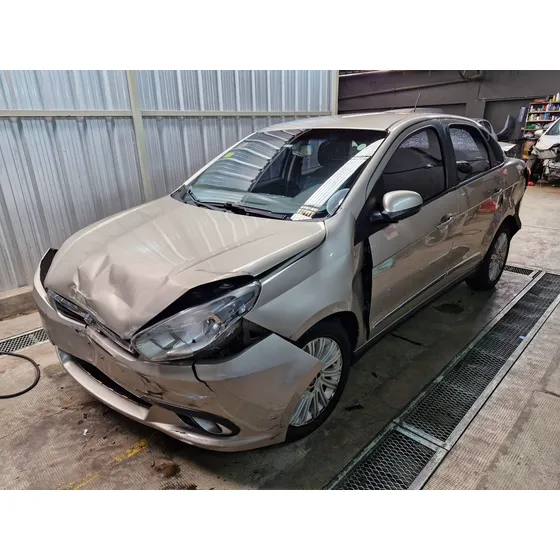 Fiat Grand Siena -chocado-