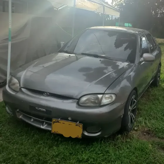 Hyundai Accent 2006 1.3 L