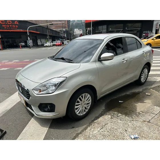 Suzuki Swift 1.2 Dzire At