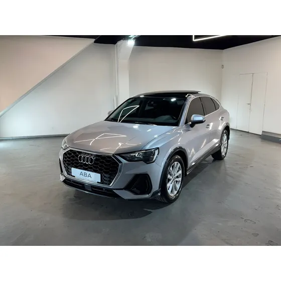 Audi Q3 Sportback 1.4 35tfsi Sportback 150 Cv