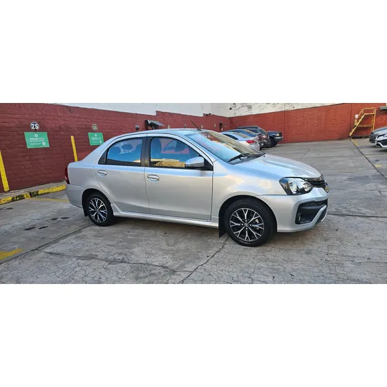 Toyota Etios 1.5 Sedan Xls