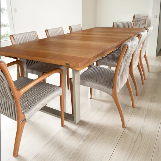 Mesa Retangular 2,60m Madeira Ripada + 8 Cadeiras Tricô Luxo