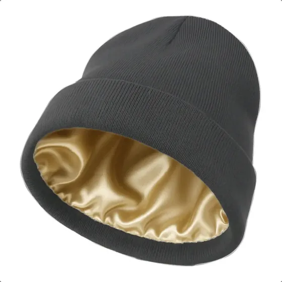 Gorro Beanie Forro Satén Modelo Urbano Tejido Unisex Frizz Gris Oscuro Única Color Solido