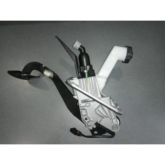 Pedal De Clutch Para M2-106 Freigthliner, Wabco. Nuevo. 