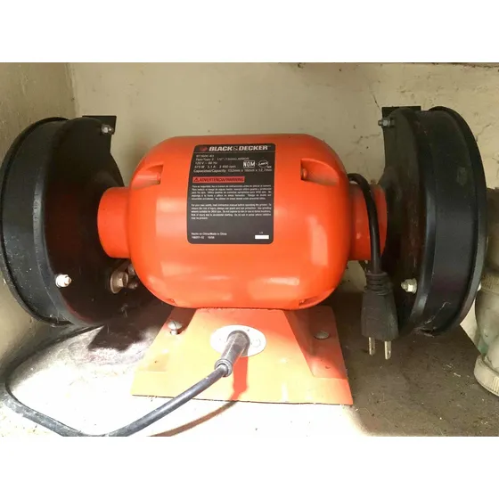 Amoladora Esmeril De Banco De Dos Piedras, Blackdecker Usado