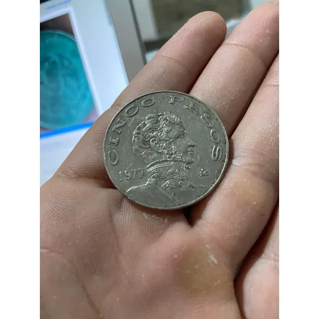 Moneda Cinco Pesos Mexicanos De 1977