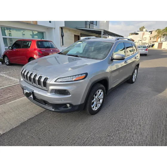 Jeep Cherokee 2.4 Limited At