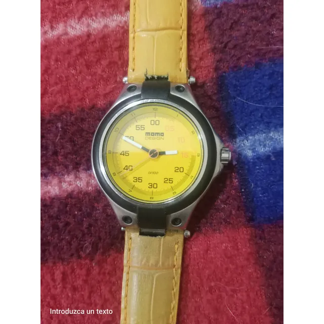Reloj Casio Y Momo