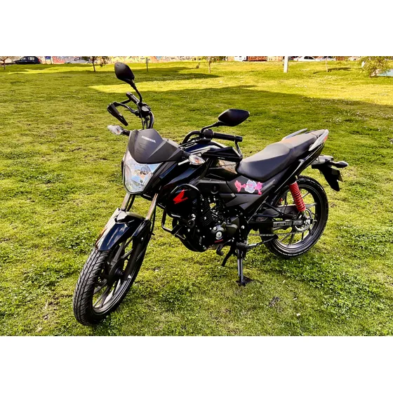  Honda Cb 125f Max 2  Modelo 2024 En Excelente Estado.