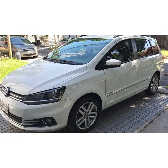 Volkswagen Suran 1.6 Highline 101cv Cuero
