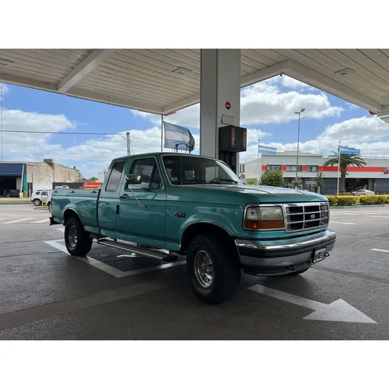 Ford F-150 3.9 Xlt 4x4