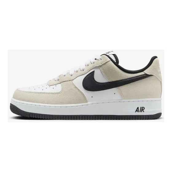 Nike Air Force 1 '07 Lv8
