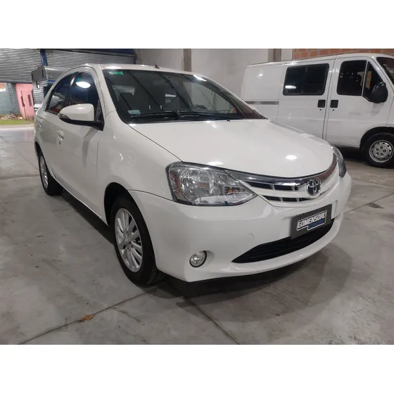 Toyota Etios 1.5 Sedan Xls