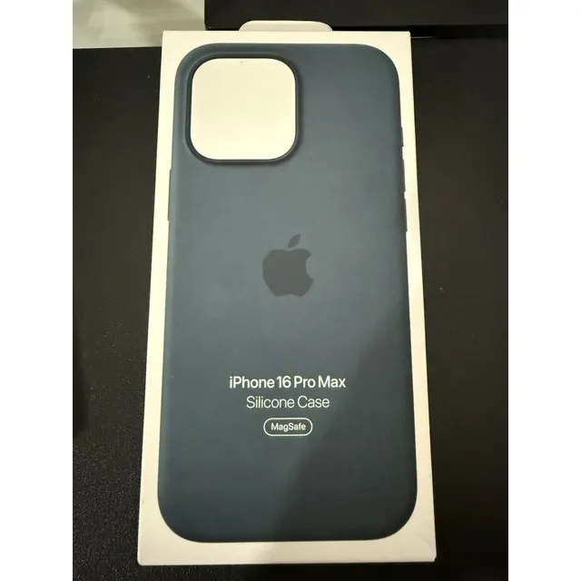 Funda De Silicón Verde Lago Para iPhone 16 Pro Con Magsafe