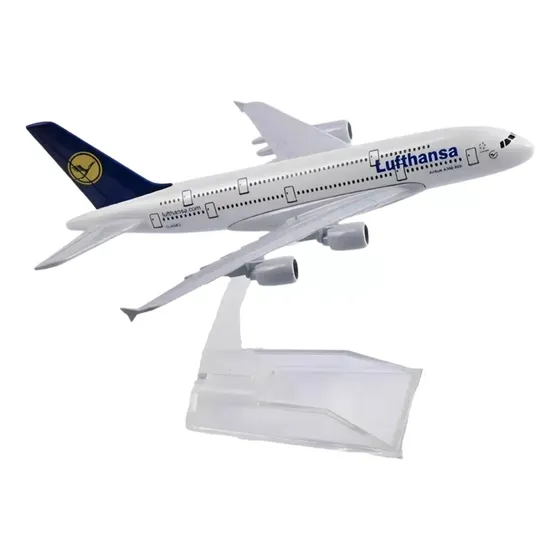 Avión A Escala Lufthansa Metálico 1:400 Con Base
