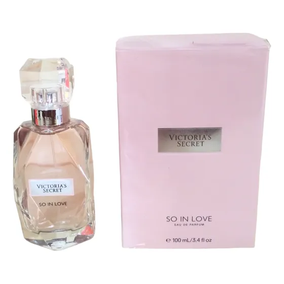 Unidade de Eau De Parfum So In Love Victoria's Secret, volume 3,4 fl oz