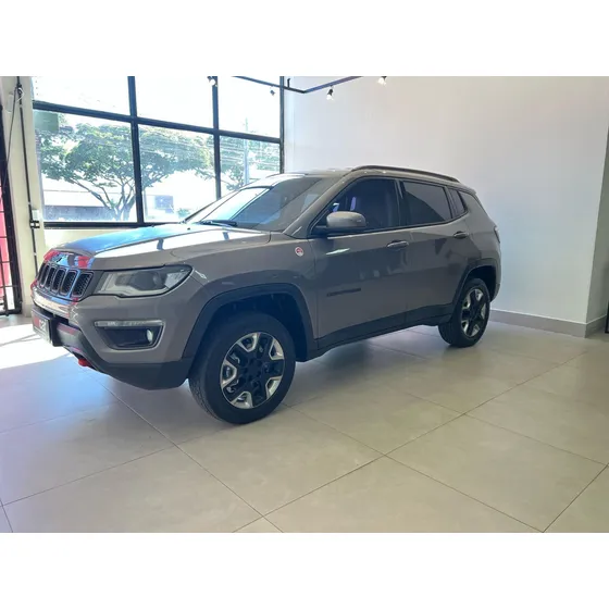 Jeep Compass Trailhawk 2.0 4x4 Dies. 16v Aut.