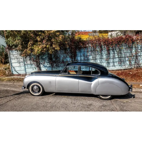 Auto Impecable Propio Excibiccion