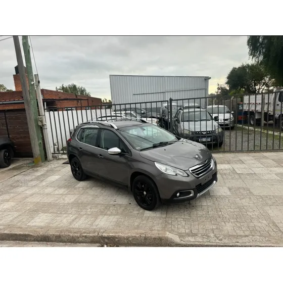 Peugeot 2008 1.6 Griffe