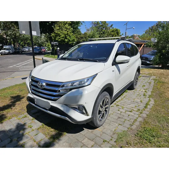 Toyota Rush 1.5 Xli 4x2 At