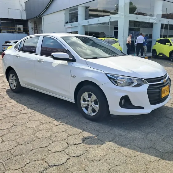 Chevrolet Onix 1.0t Lt At usado en Cali