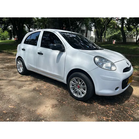 Nissan March 1.6 Active