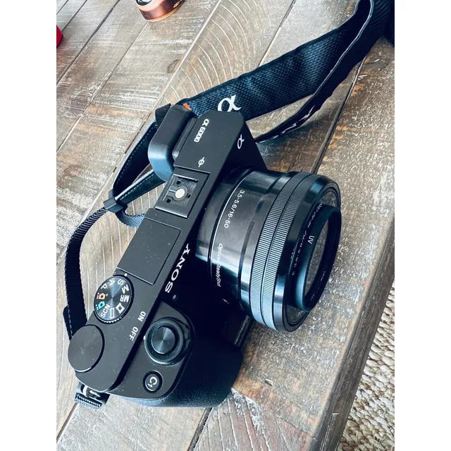 Cámara Sony A6000