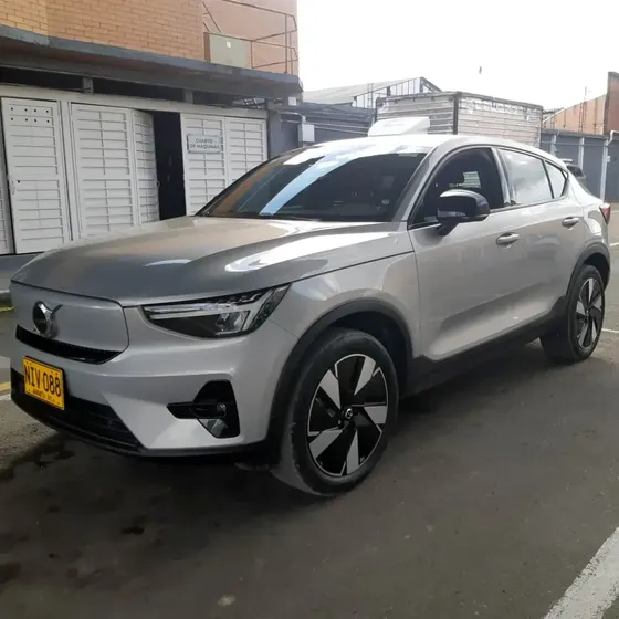 Volvo C40 2024 0.0 Ultimate Pure Electric
