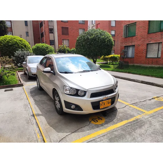 Chevrolet Sonic 1.6 Lt 5 P