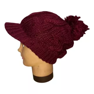 Gorro De Lana Con Visera Y Pompon - Fundacion Fuca