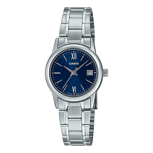 Reloj pulsera Casio LTP-V002 con correa de acero inoxidable color plateado - fondo azul