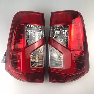Calaveras Nissan Np300 Frontier 2016-2023 Led Rojo