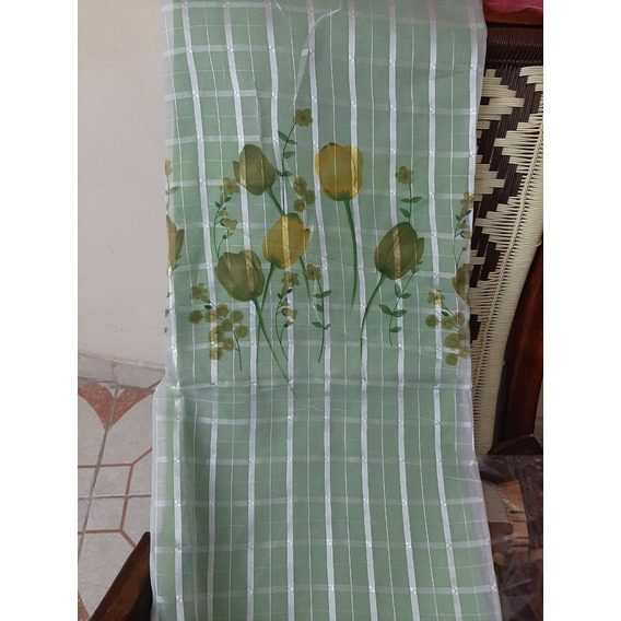 Juego De Cortinas Calada Tulipanes C/forro 2m Alto X 2.50m Color Verde Seco