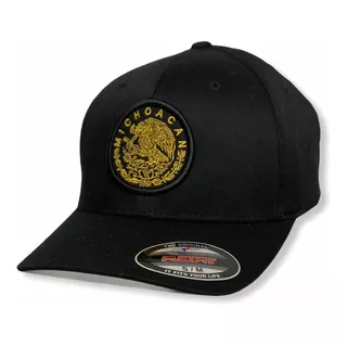 Gorra Yupoong Flexfit Escudo Michoacán Color Negro