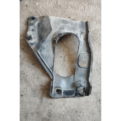 Moldura Protector De Motor Izquierda Toyota Hilux 2006-2011