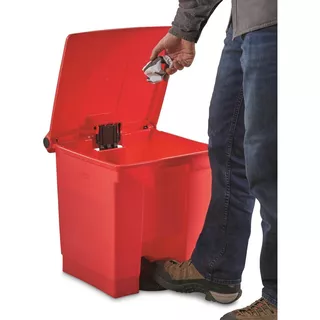 Contenedor De Pedal Step On Rubbermaid 30 Lt. 8 Gal 6143