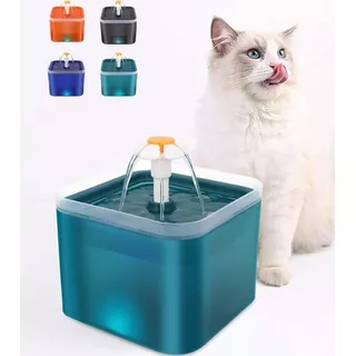 Bebedero Dispensador De Agua Automatico Para Perros Y Gatos 