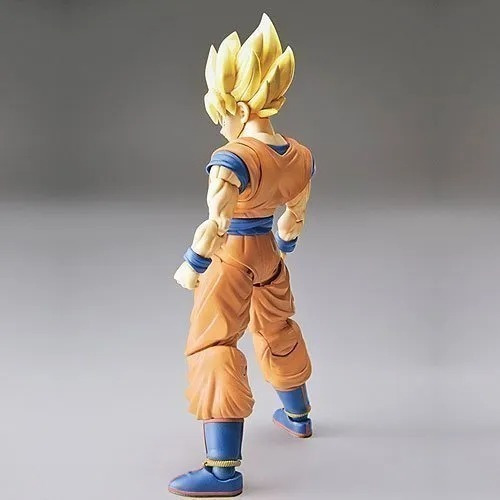Fig Rise Standar Super Saiyan Goku Plastic Model Kit Bandai