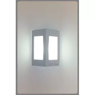 Luminária Arandela Triângulo Externa Em Vidro